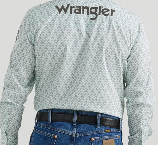112346224 - Wrangler Men's Classic Fit LS - White