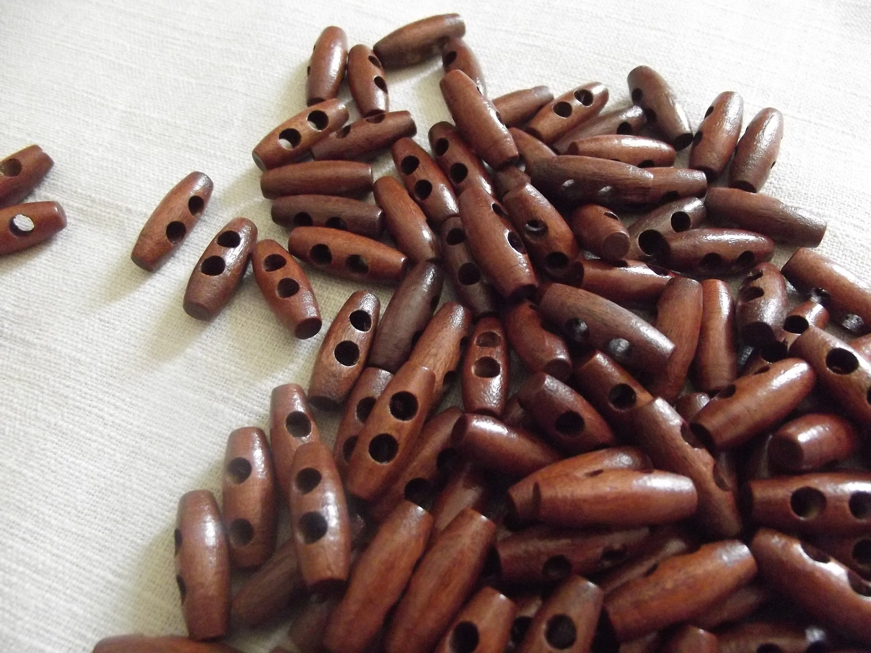 20mm Dark Brown Wooden Toggle Buttons